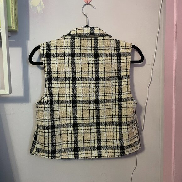 FOREVER 21 PLAID PREPPY VEST - Picture 3 of 5